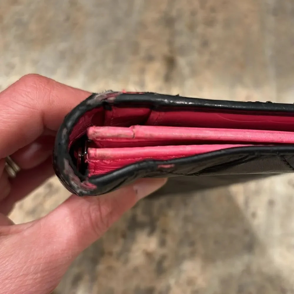 Chanel black long leather wallet with pink leather inside - Picture 15 of 16
